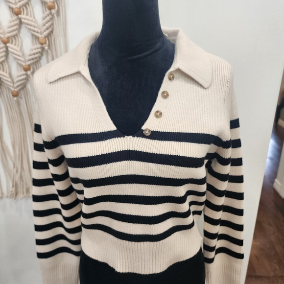 [ HAPPILY GREY] New w/ tags! CUTEST  cream/ navy striped COLLARED v-necK SWEATER - Picture 11 of 16